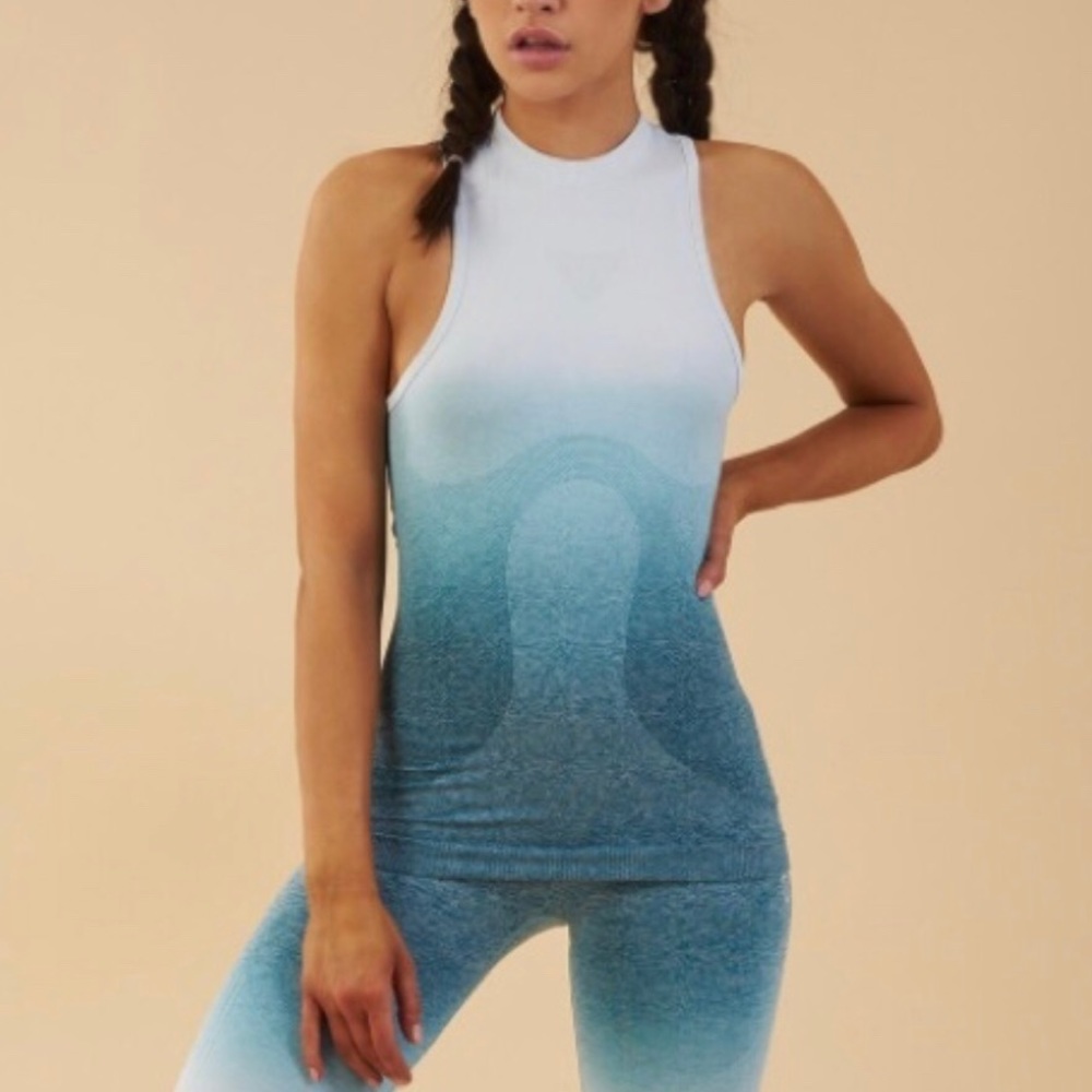 Gymshark Ombré Seamless Vest in Deep Teal/Ice Blue